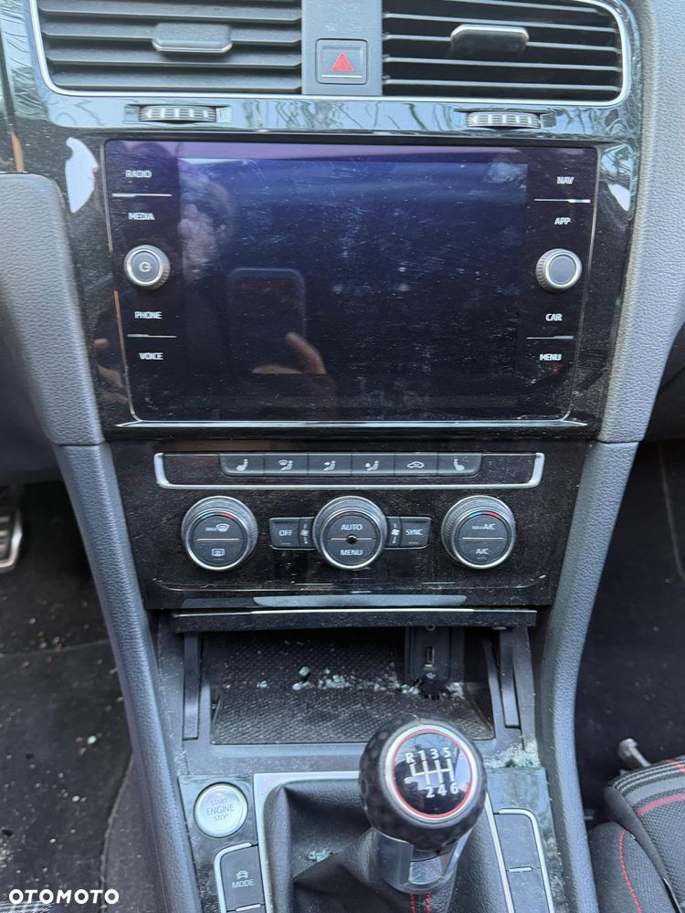 Volkswagen Golf - 7