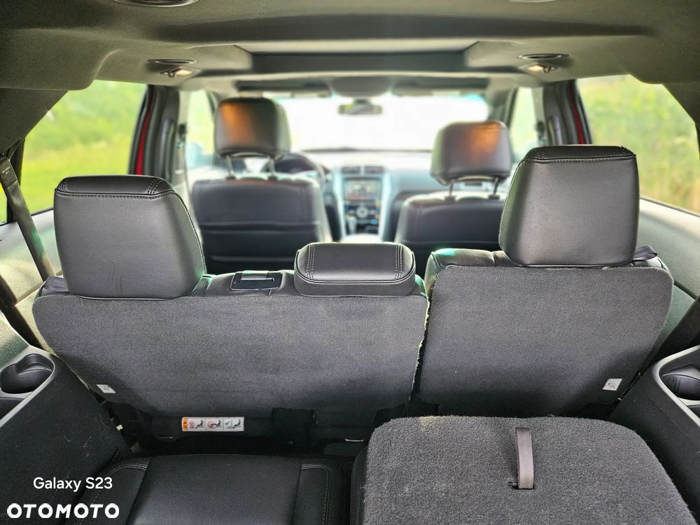 Ford Explorer - 11