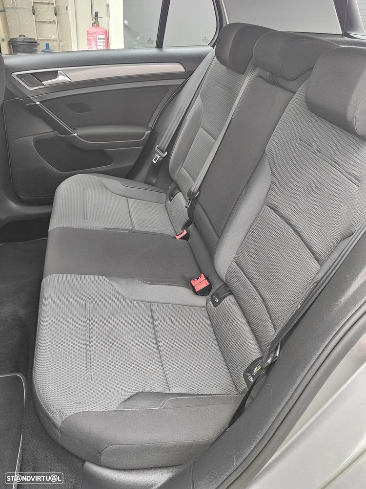 VW Golf 1.0 TSI GPS Edition - 8