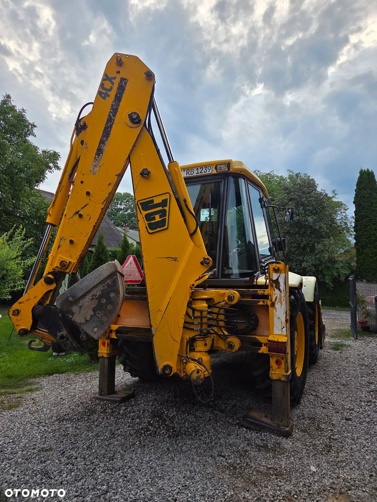JCB 4CX - 14