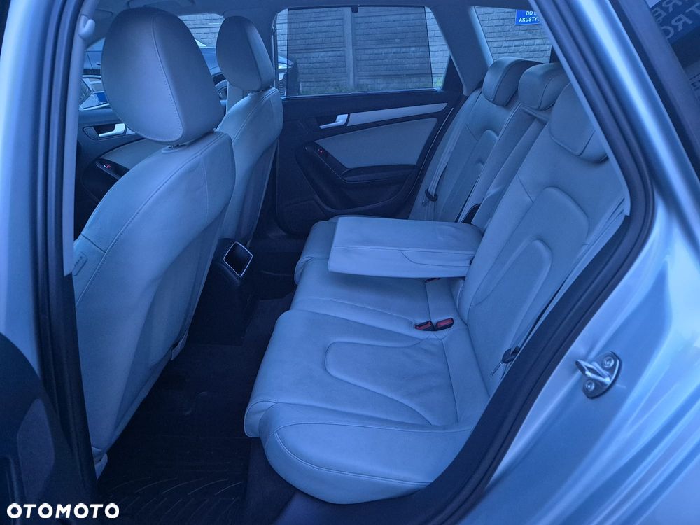 Audi A4 Avant - 38