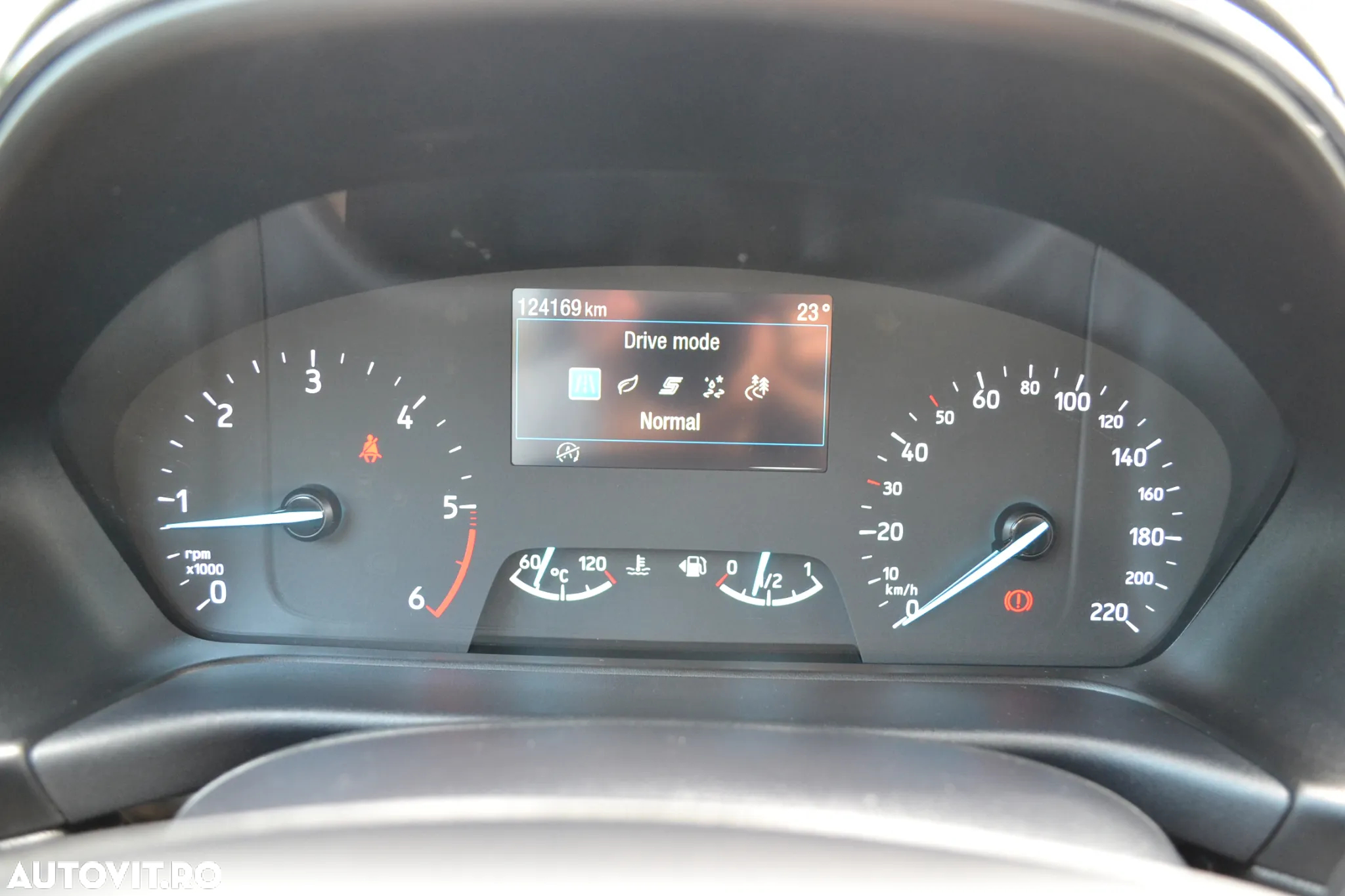 Ford Puma 1.5 EcoBlue Titanium - 19