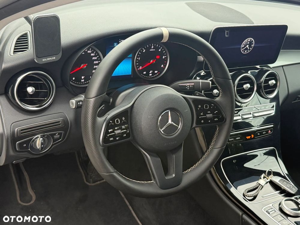 Mercedes-Benz Klasa C 180 d 9G-TRONIC - 15