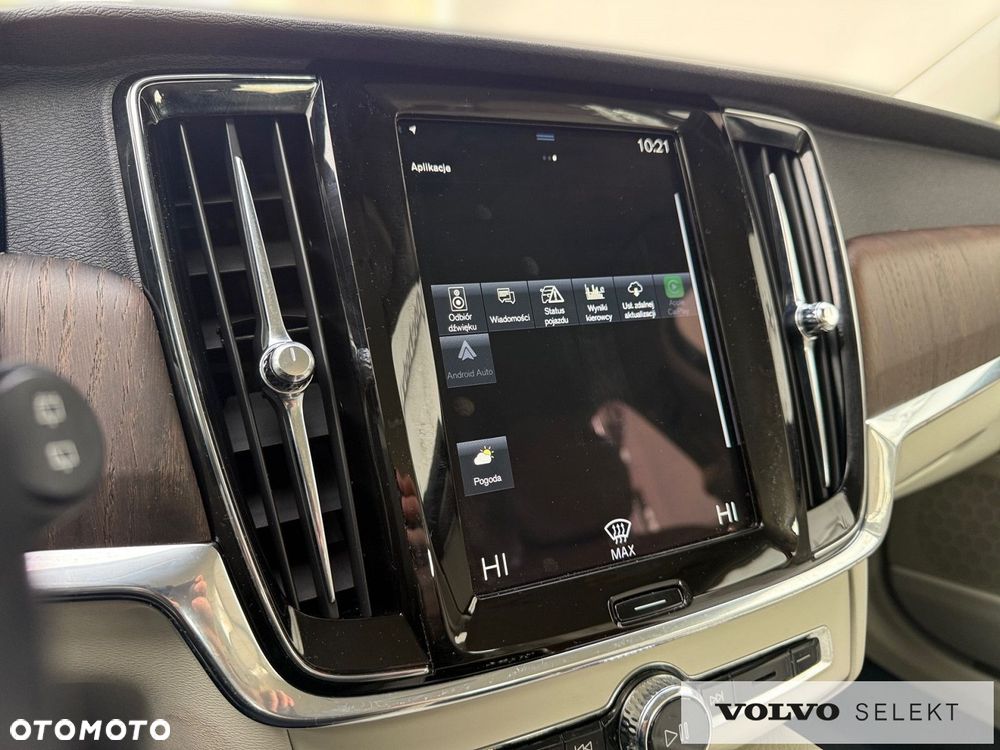 Volvo V90 Cross Country - 21