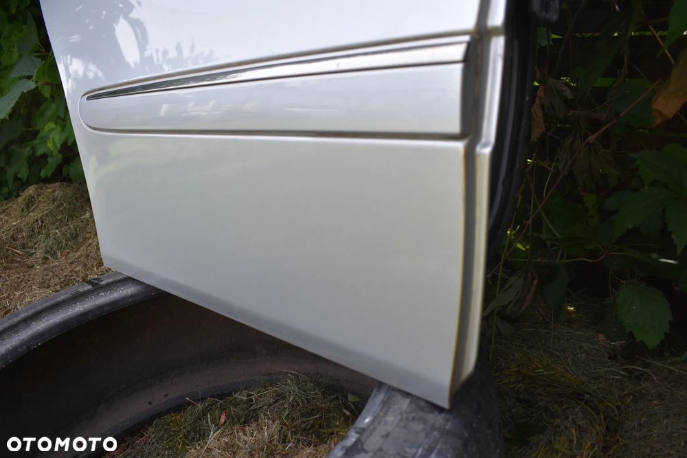 MERCEDES W211 KOMBI DRZWI TYLNE PRAWE TYŁ 775 ORYGINAŁ - 9
