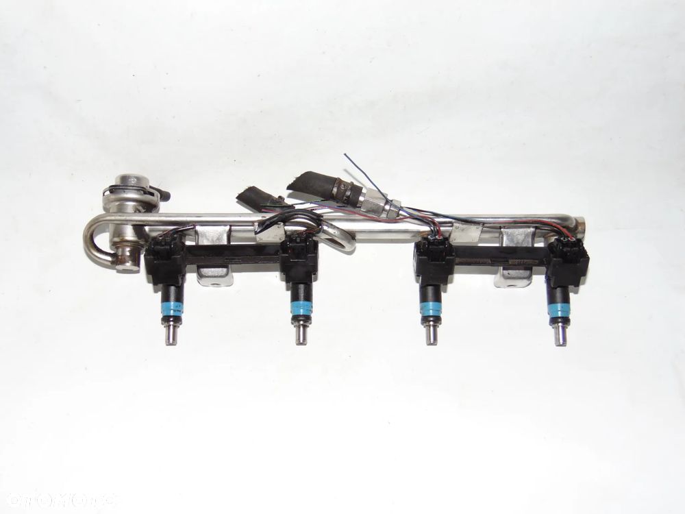 KOMPLET wtryski wtrysk wtryskiwacz paliwa 06B133551K Audi A4 B6 VW Volkswagen Passat B5 2.0 benzyna 00-05r - 1