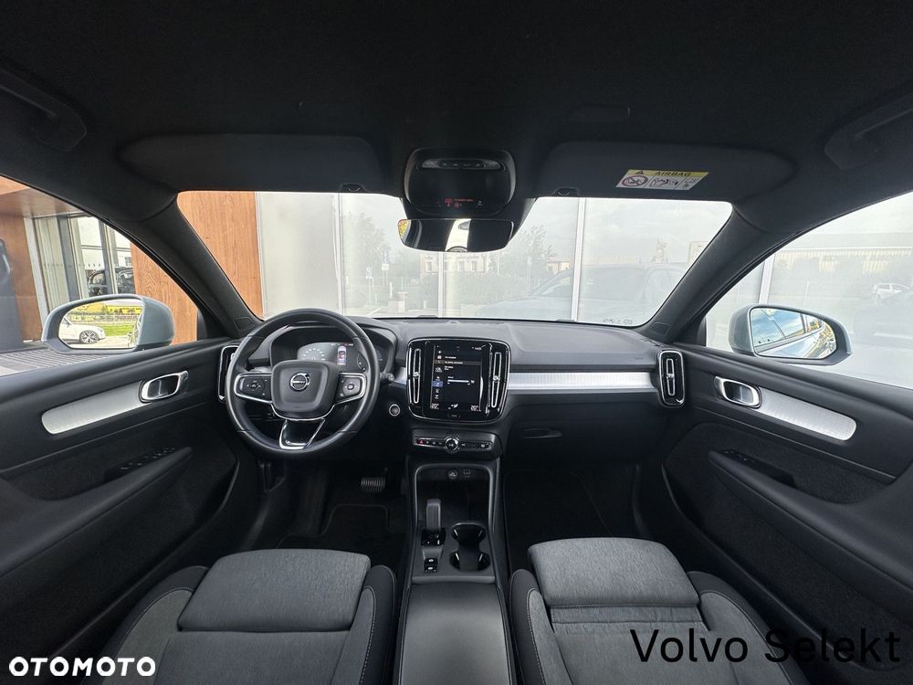 Volvo XC 40 - 28