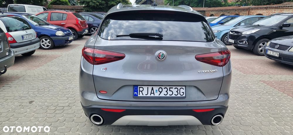 Alfa Romeo Stelvio 2.0 Turbo TI Q4 - 2