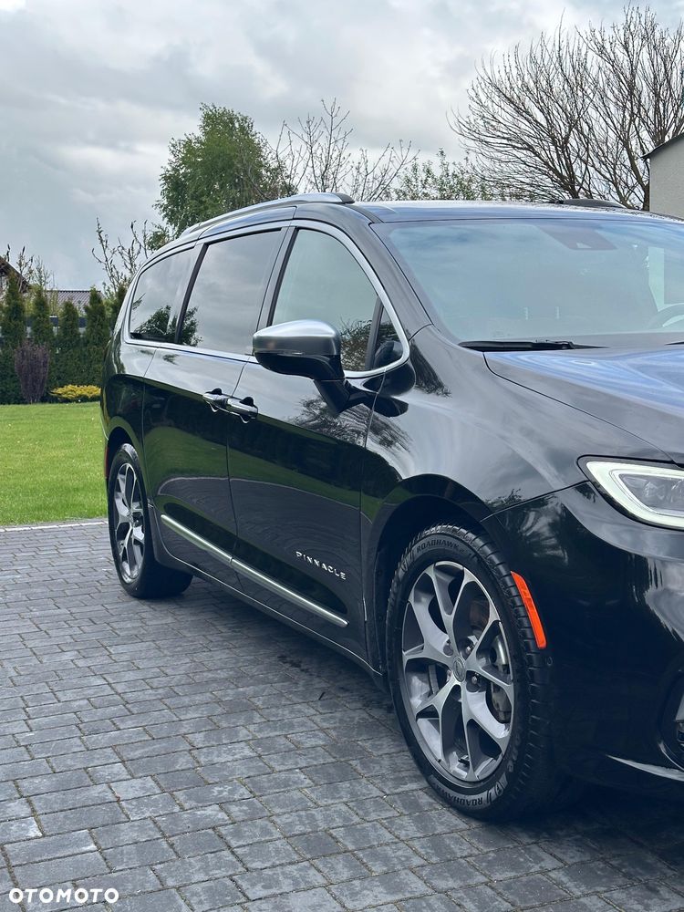 Chrysler Pacifica - 6