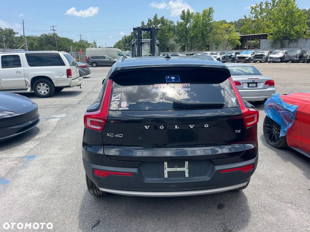 Volvo XC 40 T4 Geartronic Momentum - 3