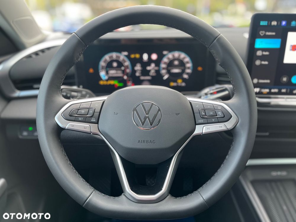 Volkswagen T-Roc 1.5 TSI OPF DSG Life - 17