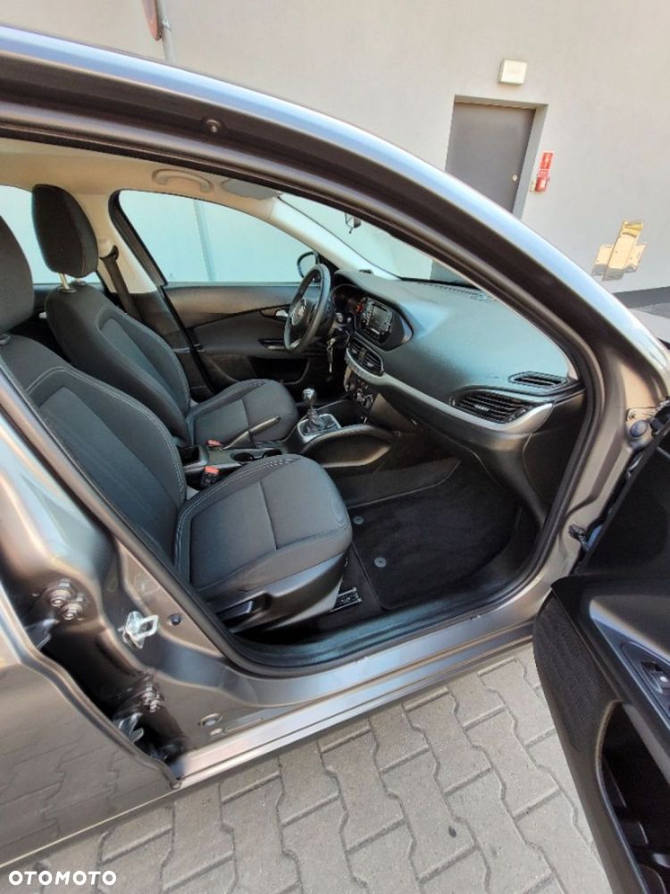 Fiat Tipo - 18