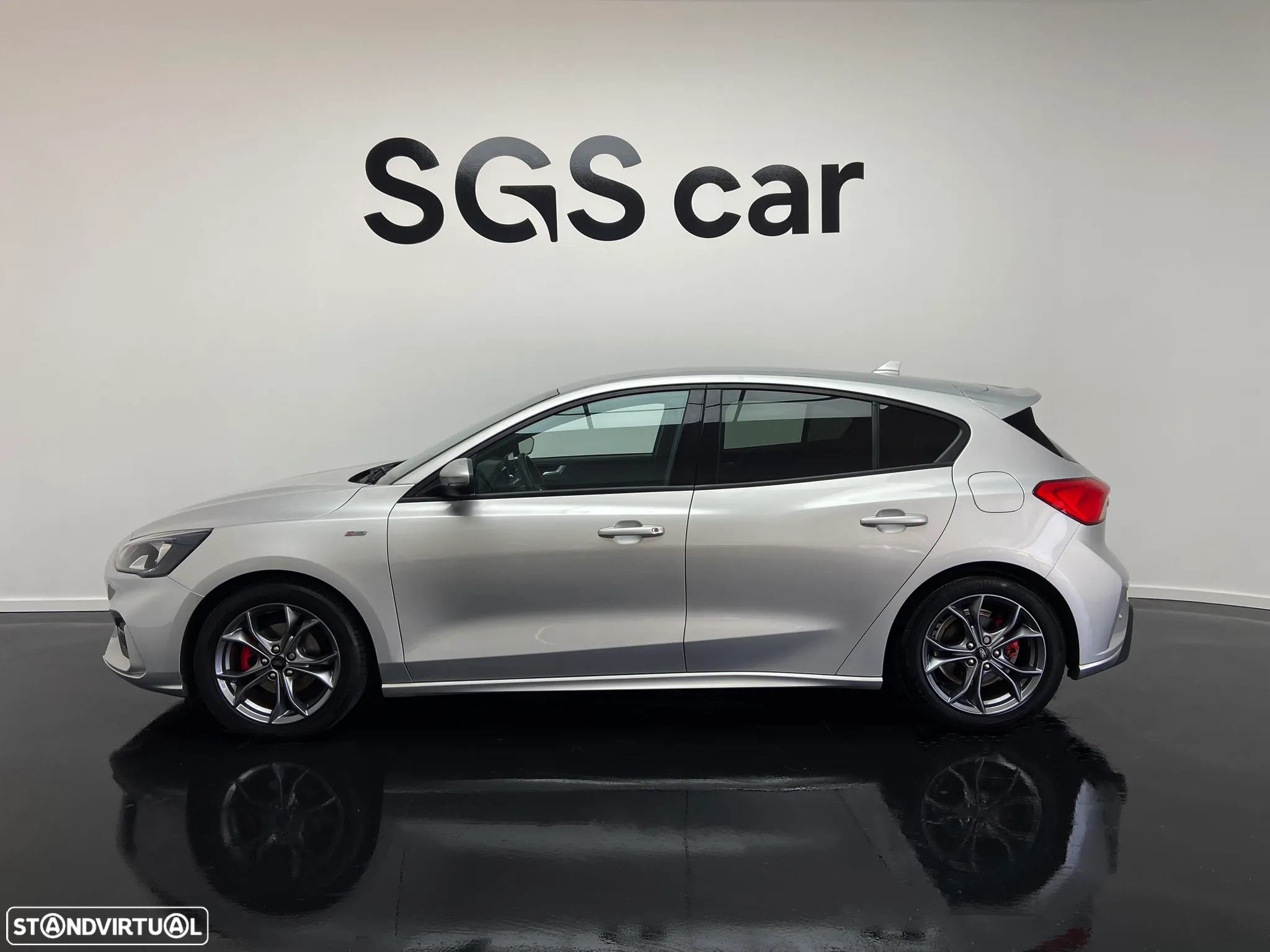 Ford Focus 1.0 EcoBoost MHEV ST-Line - 2