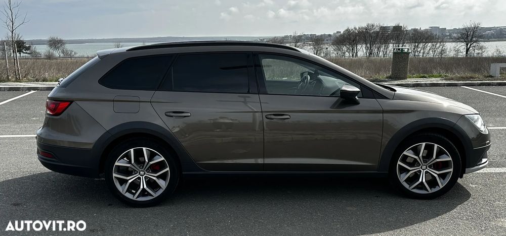 Seat Leon 2.0 TDI Start&Stop 4DRIVE DSG X-Perience - 11