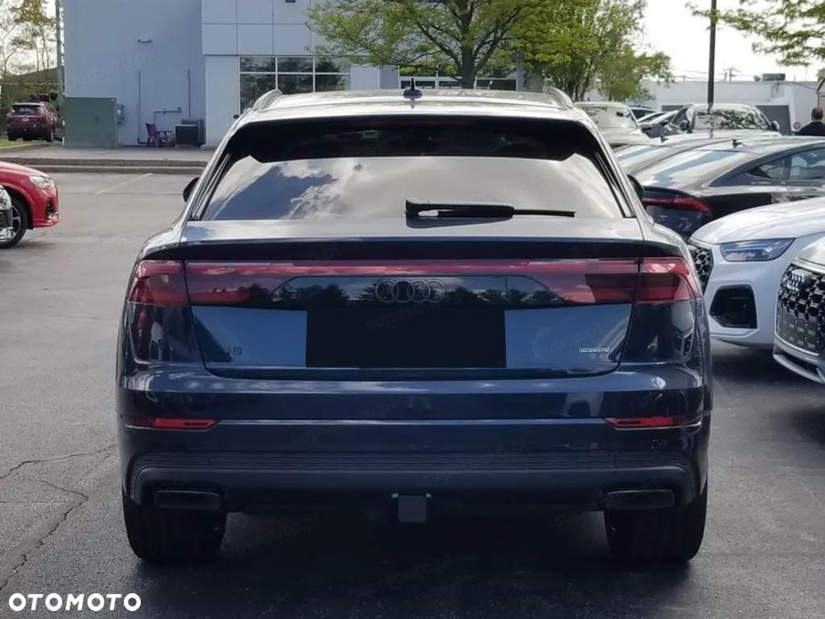 Audi Q8 - 2