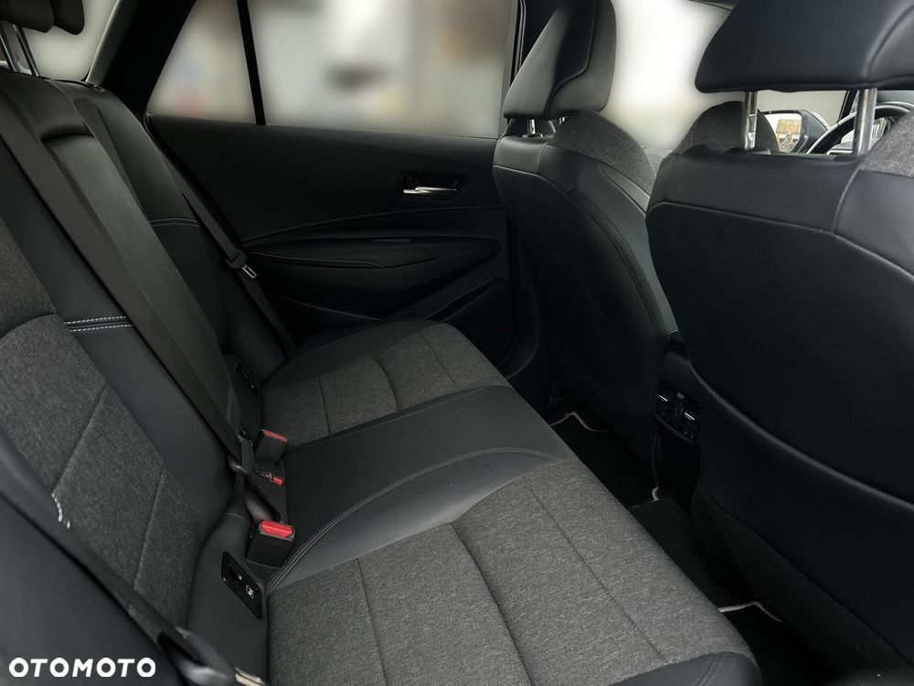 Toyota Corolla 1.8 Hybrid Style - 11