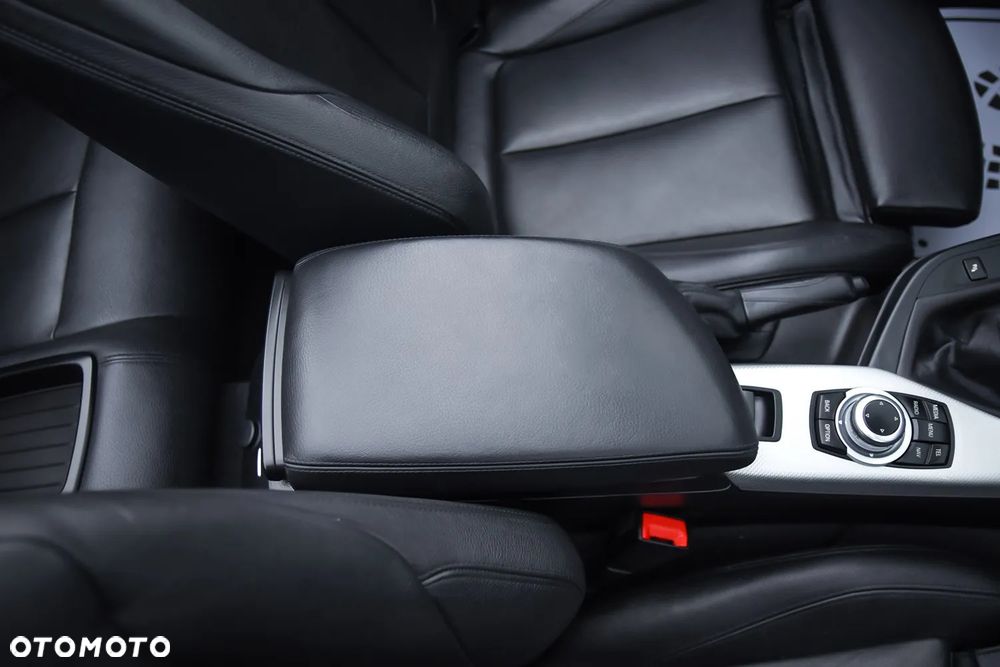 BMW Seria 2 220d M Sport - 40