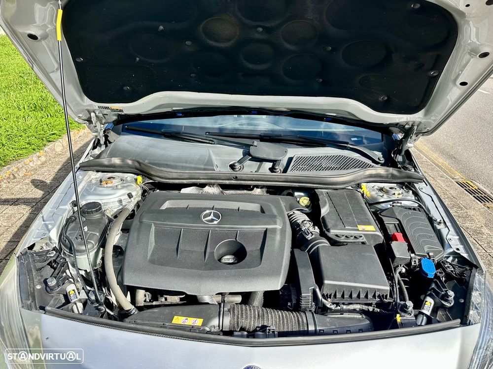 Mercedes-Benz A 180 CDI AMG Line - 34