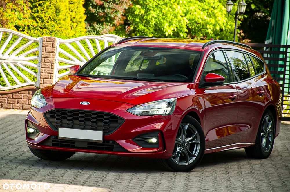 Ford Focus - 33
