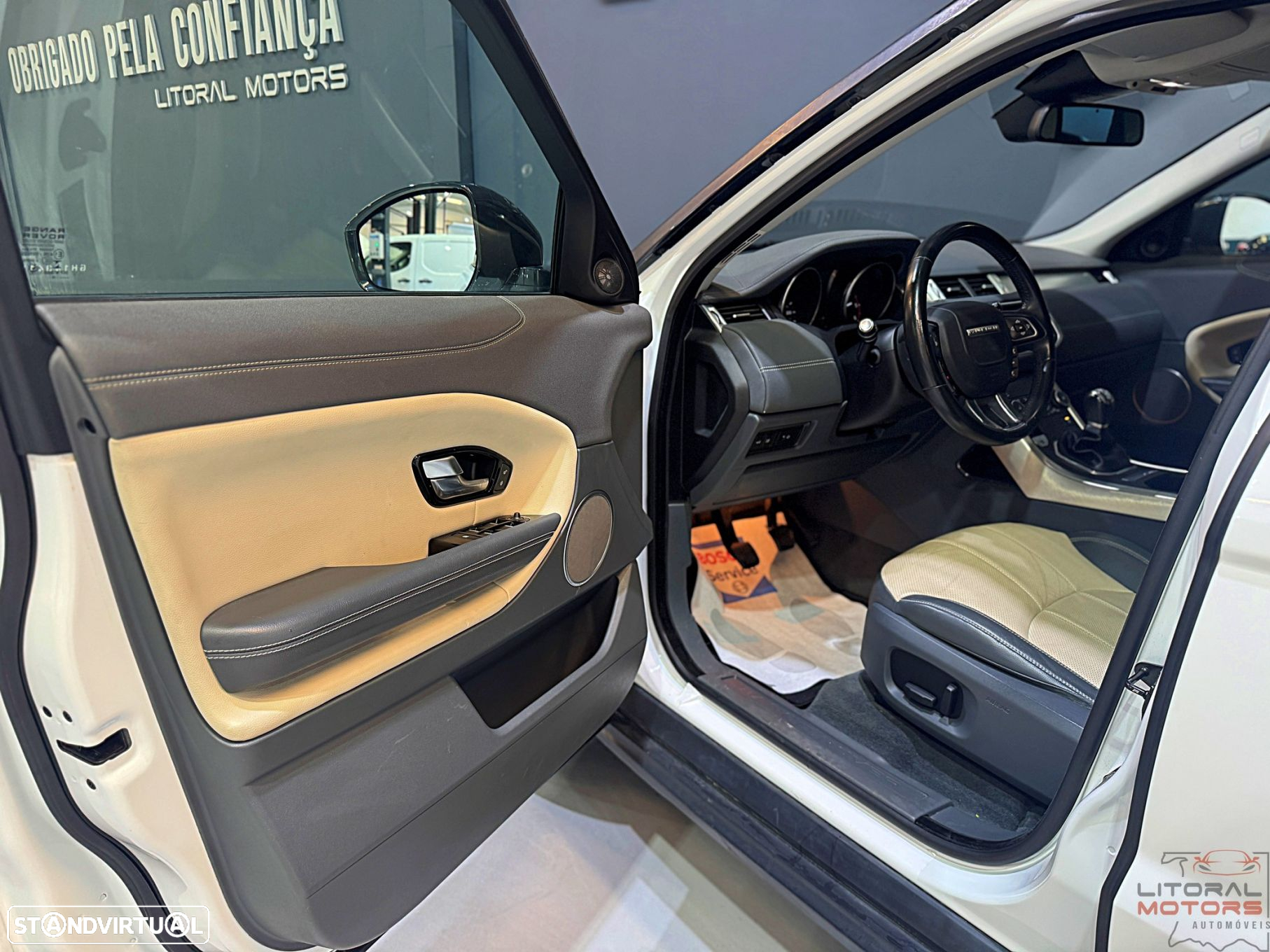 Land Rover Range Rover Evoque TD4 SE Dynamic - 14