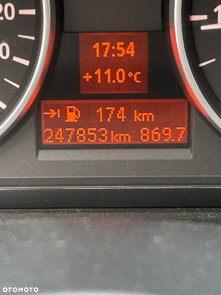 BMW Seria 3 320i - 17