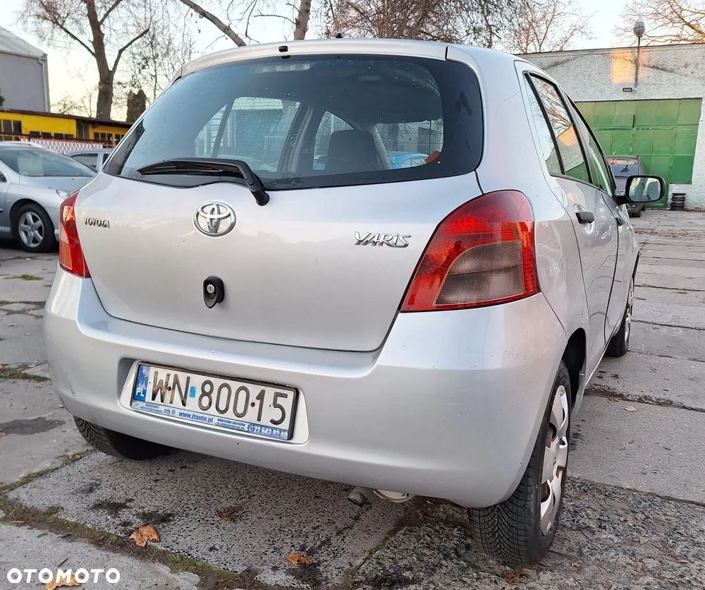 Toyota Yaris - 6