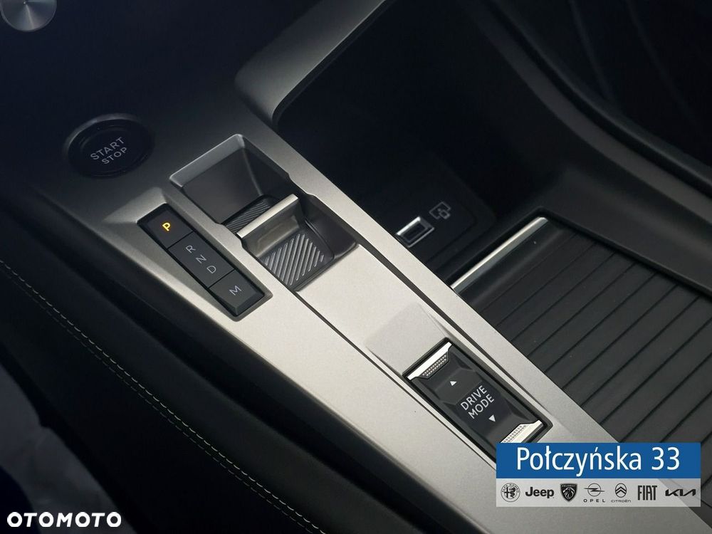 Peugeot 408 - 24