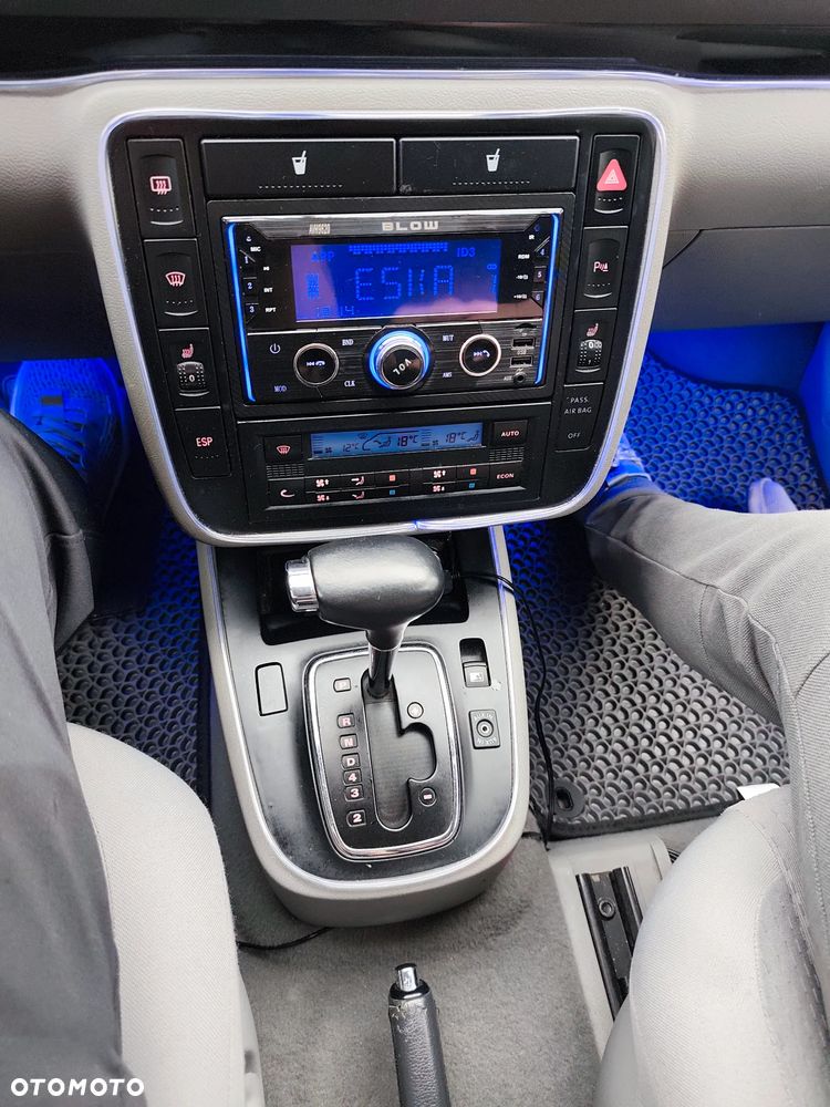 Volkswagen Sharan 1.9 TDI Automatik Exclusive Edition - 14