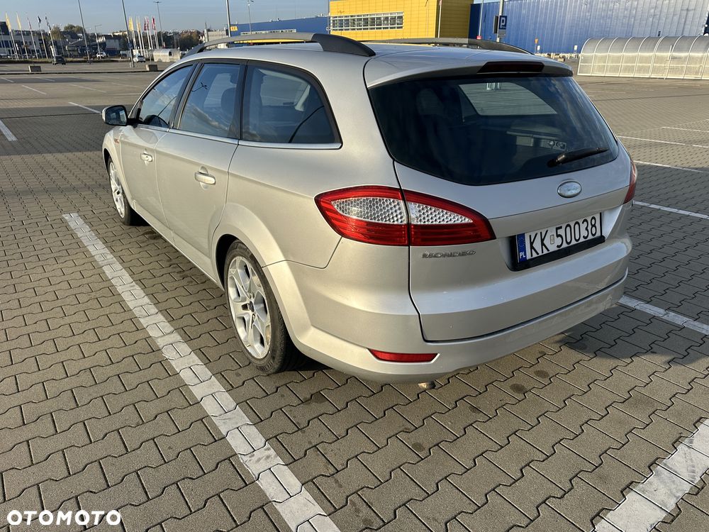 Ford Mondeo - 4