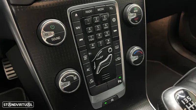 Volvo V40 2.0 D2 R-Design - 25