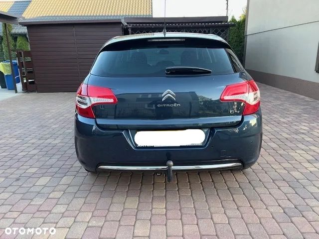 Citroën C4 VTi 120 Exclusive - 4