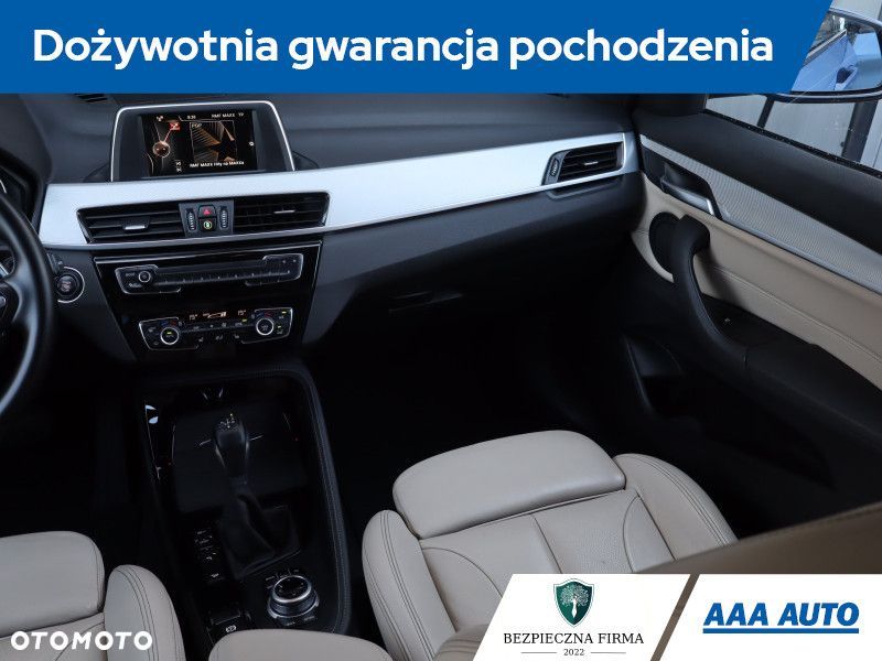 BMW X1 - 10