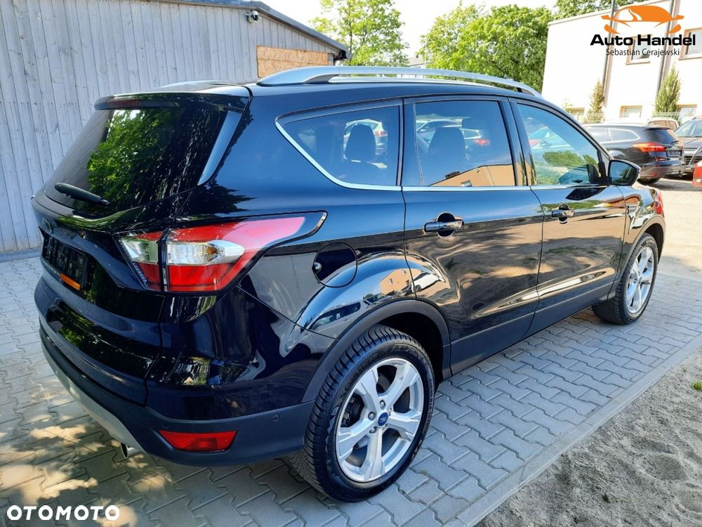 Ford Kuga 1.5 EcoBoost 2x4 Titanium - 13