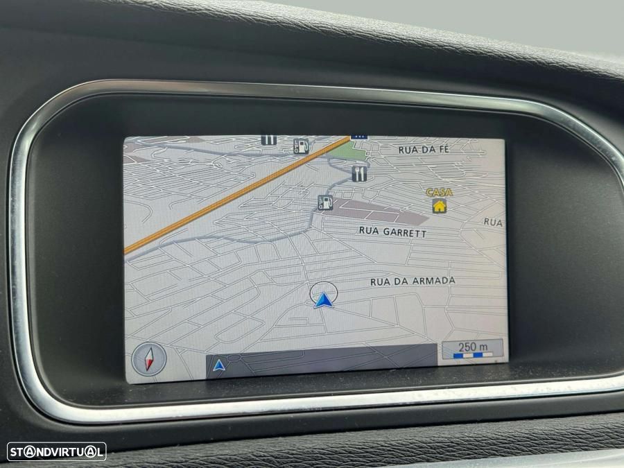 Volvo V40 1.6 D2 R-Design - 17