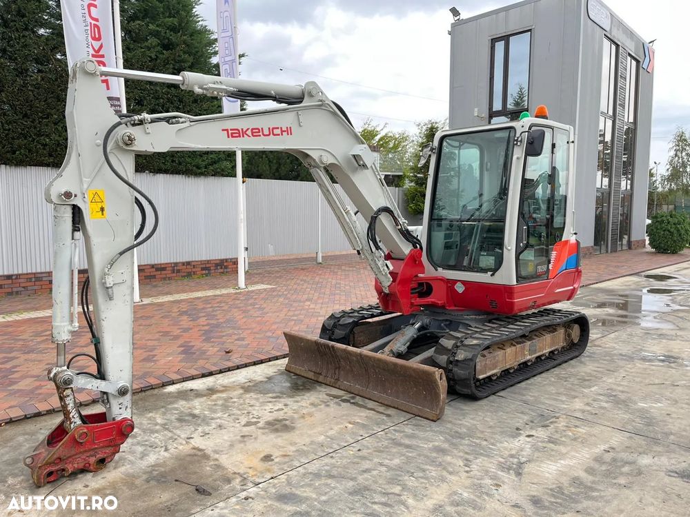 Takeuchi TB 250 - 3