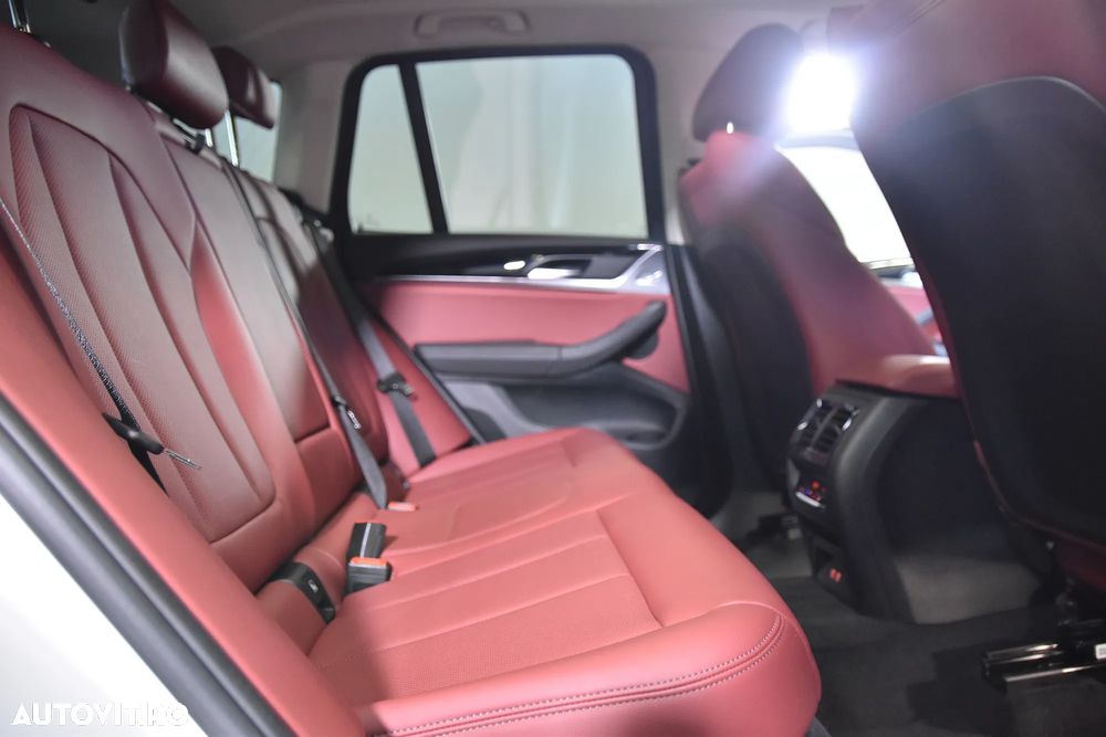 BMW X3 xDrive20d AT MHEV - 12