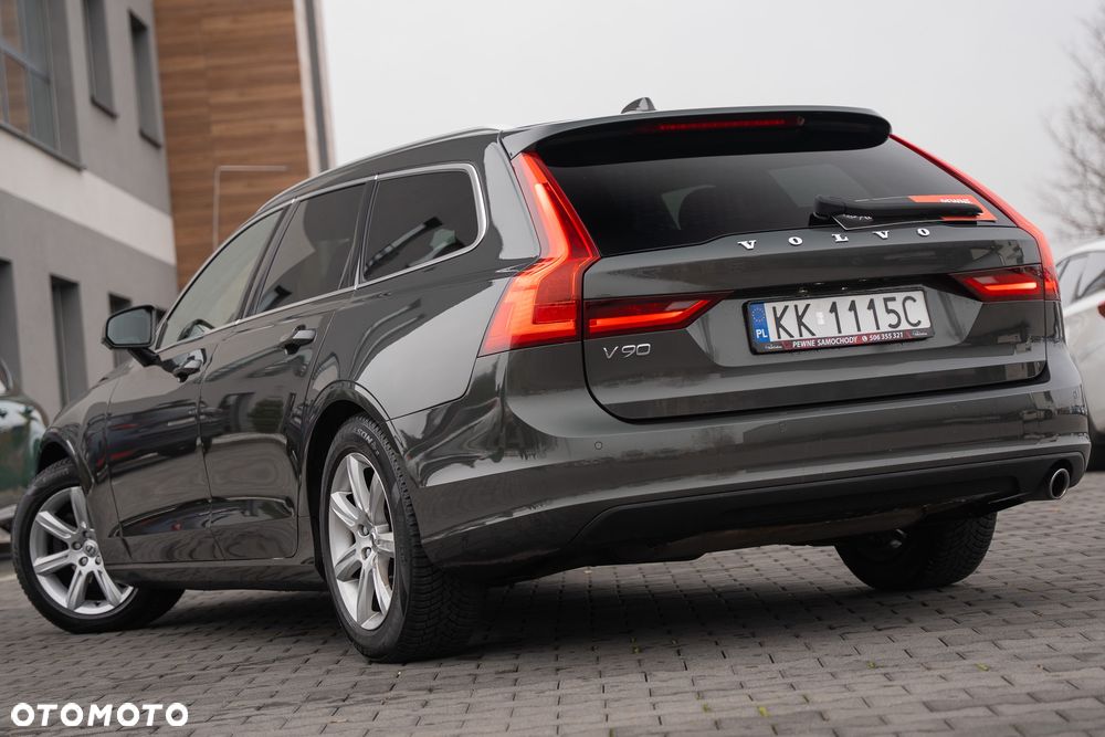 Volvo V90 D3 Geartronic Momentum Pro - 16