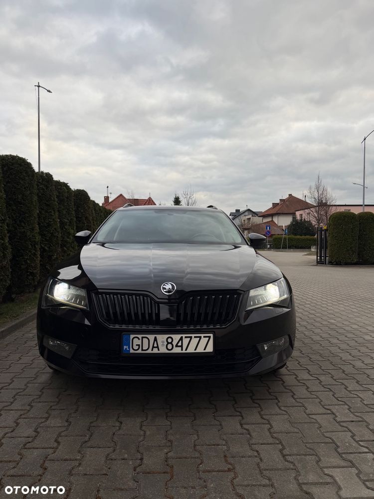 Skoda Superb 2.0 TDI L&K DSG - 2
