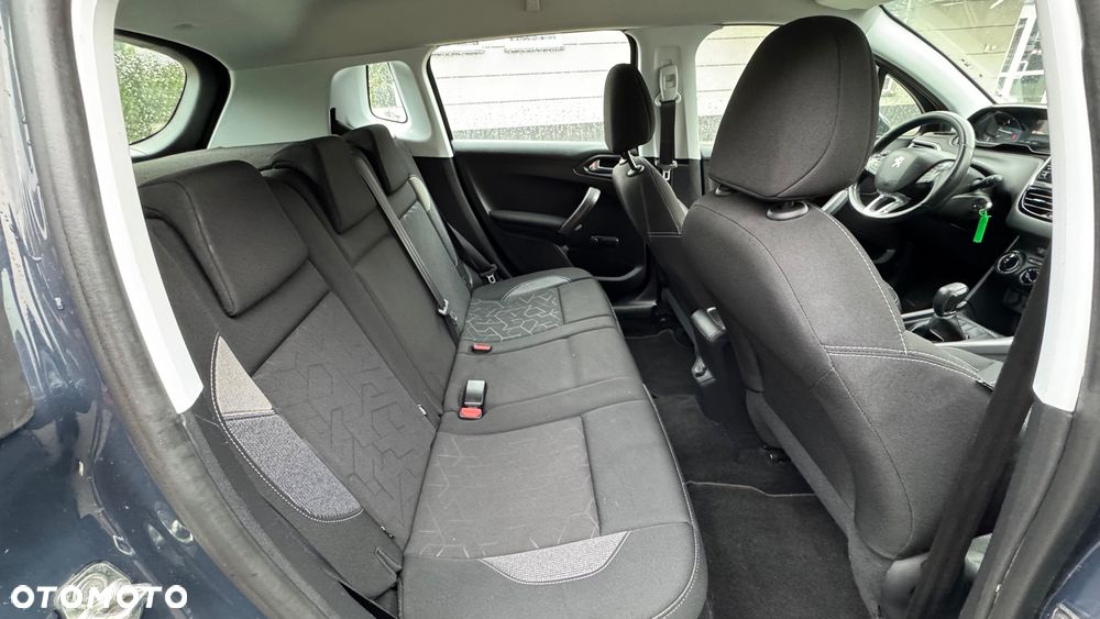 Peugeot 2008 BlueHDi 100 Active - 20