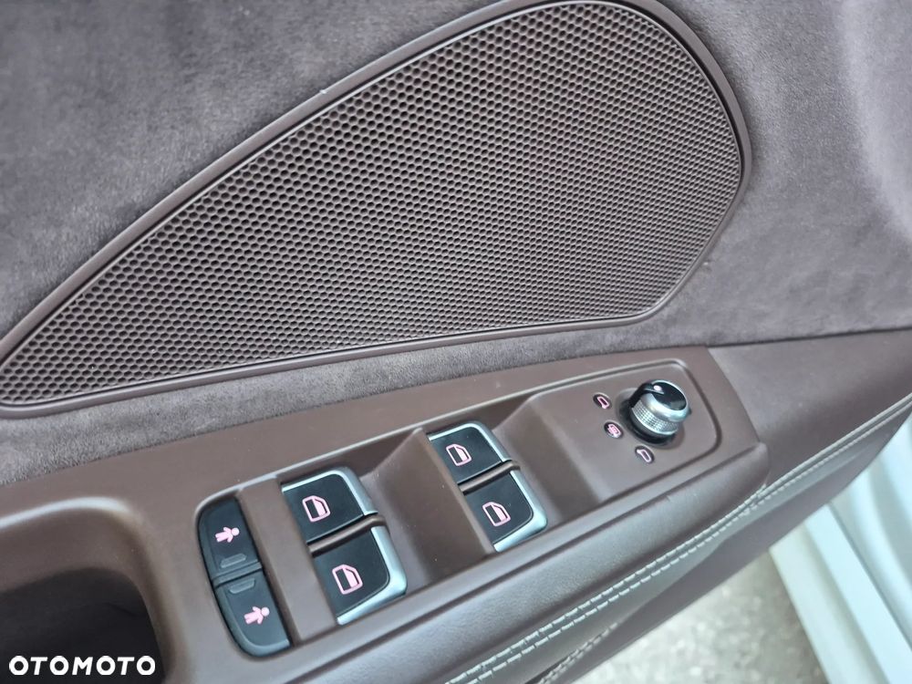 Audi A8 3.0 TDI ultra DPF quattro tiptronic - 24