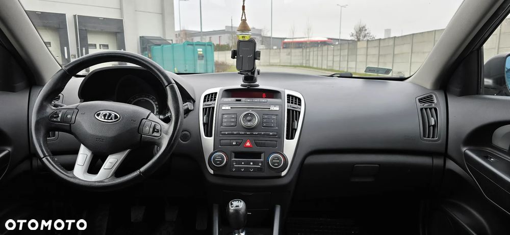 Kia Ceed 1.6 Crdi XL - 30