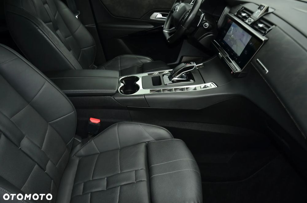 DS Automobiles DS 7 Crossback 1.5 BlueHDi So Chic - 24