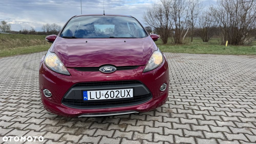 Ford Fiesta 1.4 Autom Champions Edition - 9