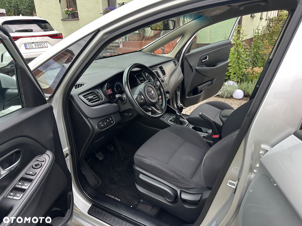 Kia Carens 1.6 GDI ISG Vision - 13