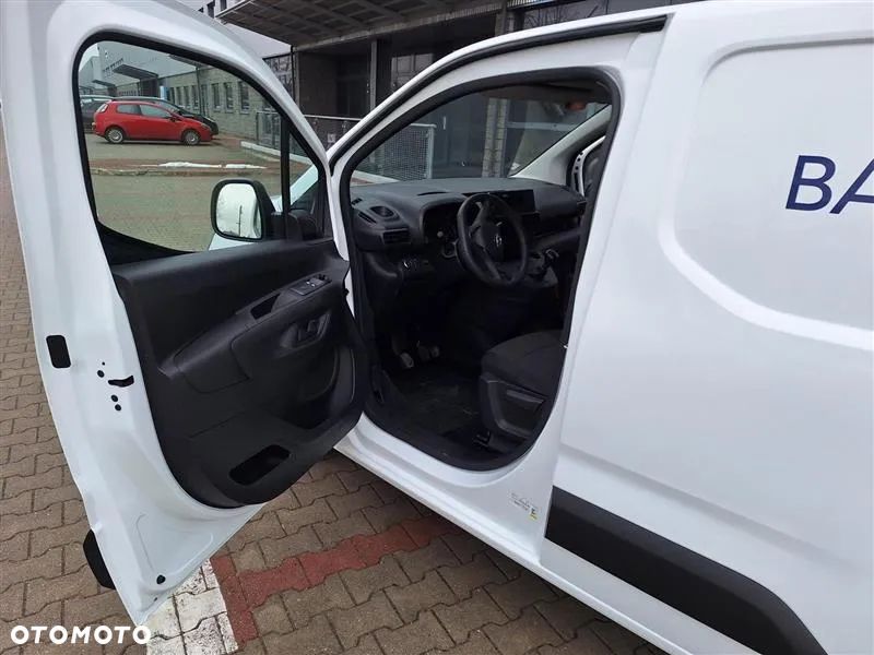 Opel Combo Life 1.2 Turbo S&S - 10