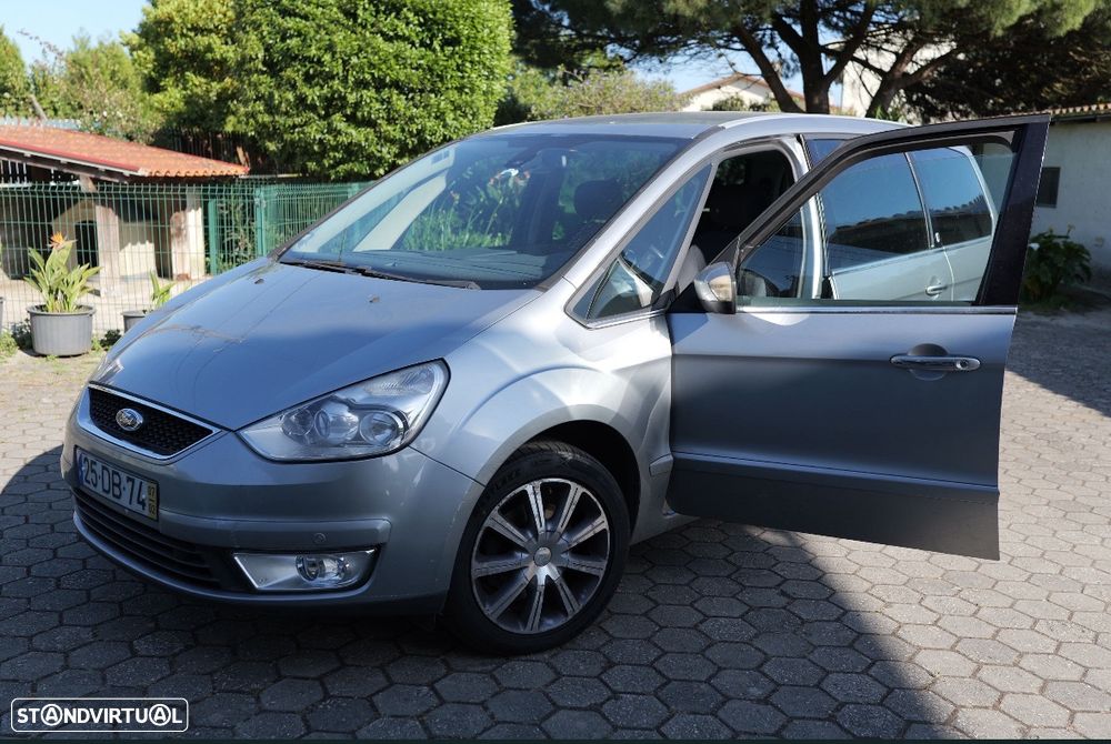 Ford Galaxy 1.8 TDCi Ghia - 1