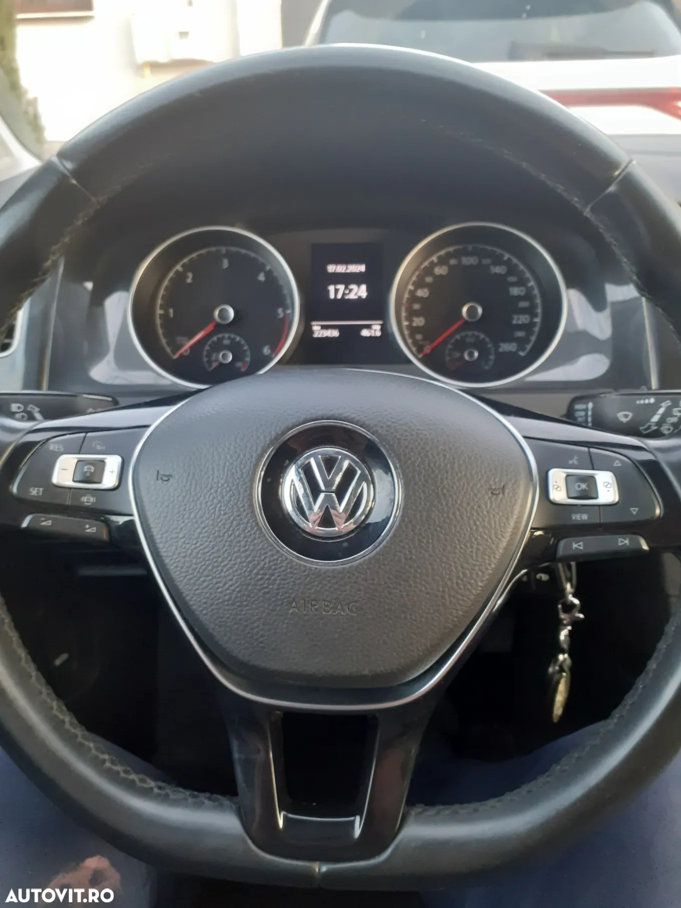 Volkswagen Golf 2.0 BlueTDI Comfortline - 31