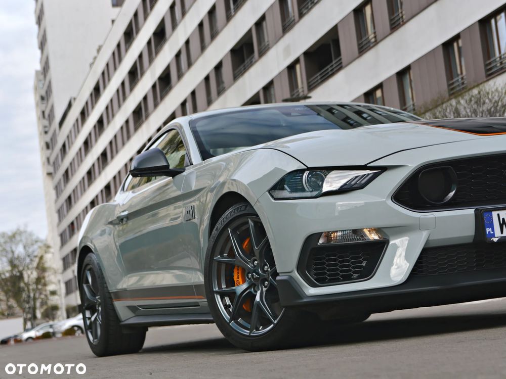 Ford Mustang - 37