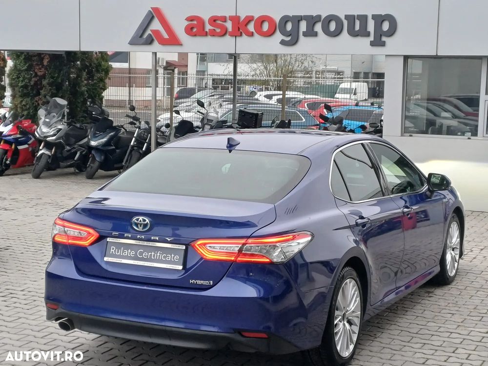 Toyota Camry 2.5 Hybrid Dynamic - 4