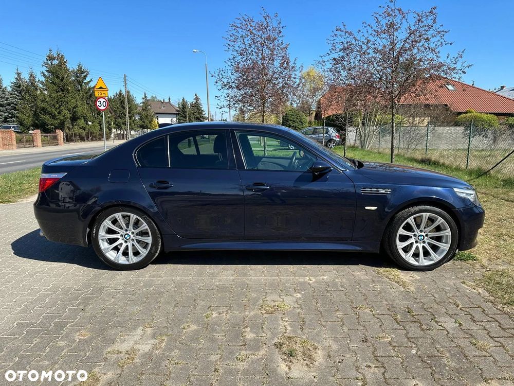 BMW M5 Standard - 1